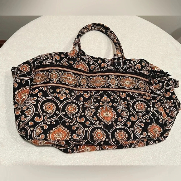RETIRED: Vera Bradley | Cafe Latte duffel bag - Picture 3 of 16
